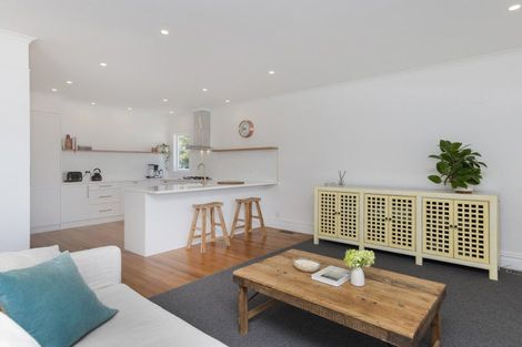 Photo of property in 46 Stout Street, Whataupoko, Gisborne, 4010