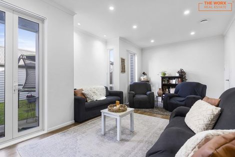 Photo of property in 23 Bellbird Street, Papakura, 2110