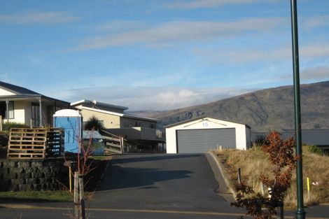 Photo of property in 15 Ansted Place, Wanaka, 9305