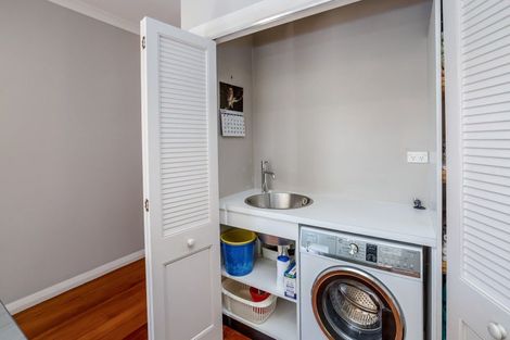 Photo of property in 32 Wyndham Street, Carterton, 5713