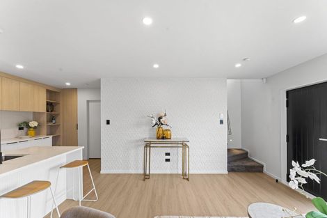 Photo of property in 4/12 Hamlin Road, Mount Wellington, Auckland, 1060