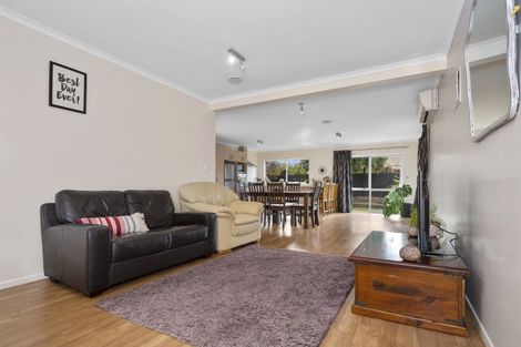Photo of property in 76 Blake Boulevard, Papamoa Beach, Papamoa, 3118