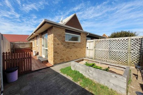 Photo of property in 28/28 Fuller Close, Levin, 5510