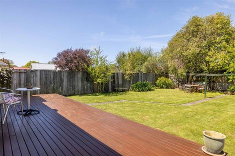 Photo of property in 218 Weston Road, St Albans, Christchurch, 8052