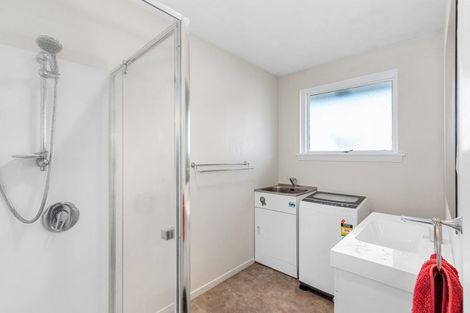 Photo of property in 2/64 Osborne Street, Waltham, Christchurch, 8011