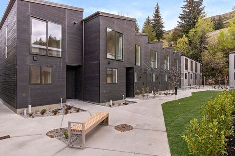 Photo of property in Coronet Peak Alpine, 20/159 Arthurs Point Road, Arthurs Point, Queenstown, 9371