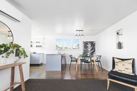 Photo of property in 47 Montgomery Crescent, Bader, Hamilton, 3206