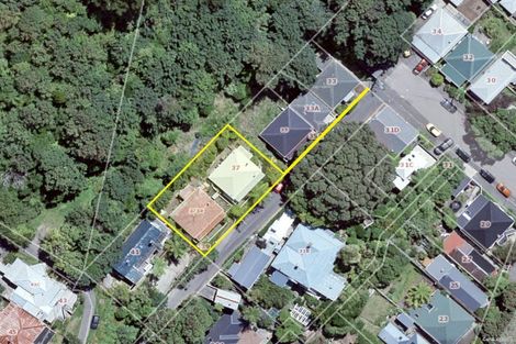 Photo of property in 37 Patanga Crescent, Thorndon, Wellington, 6011