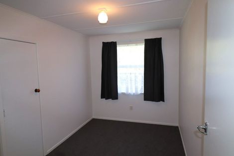 Photo of property in 32 Montreal Grove, Kingston, Wellington, 6021