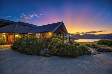 Photo of property in 354 Dublin Bay Road, Albert Town, Wanaka, 9382