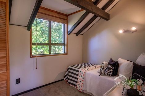 Photo of property in 6b Chatsworth Road, Silverstream, Upper Hutt, 5019