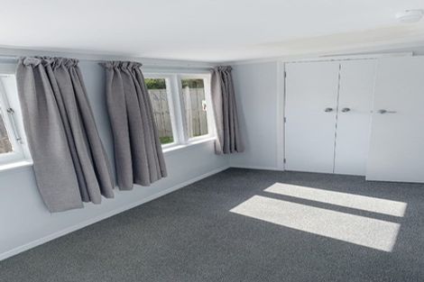 Photo of property in 22a Howard Road, Taradale, Napier, 4112