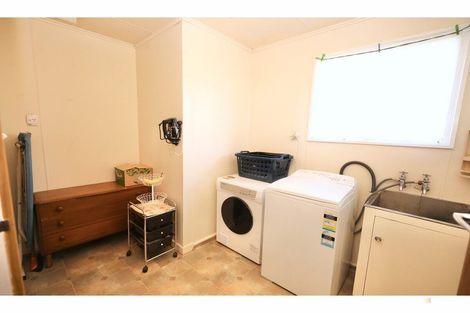 Photo of property in 69 Main North Road, Geraldine, 7930