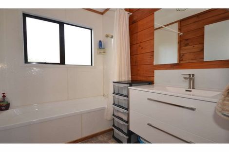 Photo of property in 33 Conifer Lane, Kerikeri, 0294