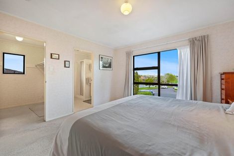 Photo of property in 57 Mirrabooka Avenue, Botany Downs, Auckland, 2010