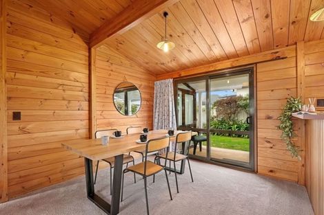 Photo of property in 10 Roband Crescent, Brown Owl, Upper Hutt, 5018