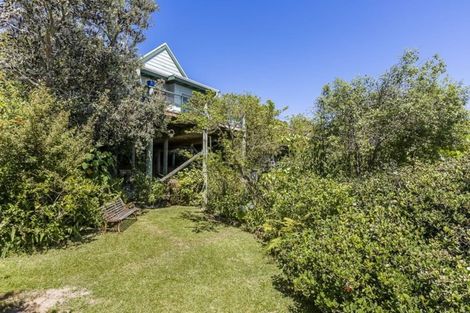 Photo of property in 15 Jackson Crescent, Mahurangi East, Warkworth, 0982