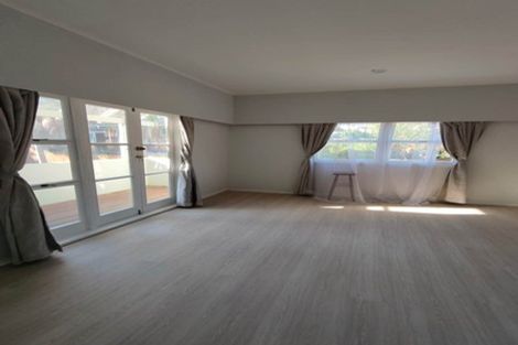 Photo of property in 1/22 Northumberland Avenue, Belmont, Auckland, 0622
