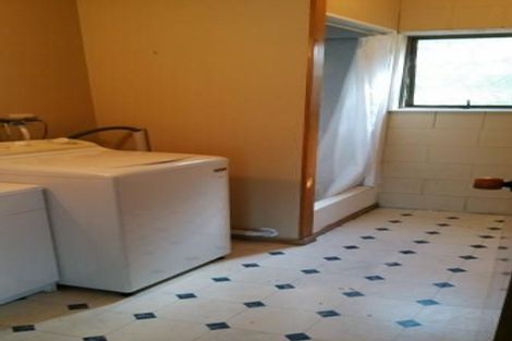 Photo of property in 74 Weatherly Road, Torbay, Auckland, 0630