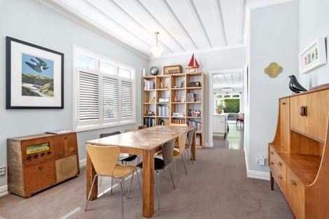 Photo of property in 5 Sentinel Road, Herne Bay, Auckland, 1011