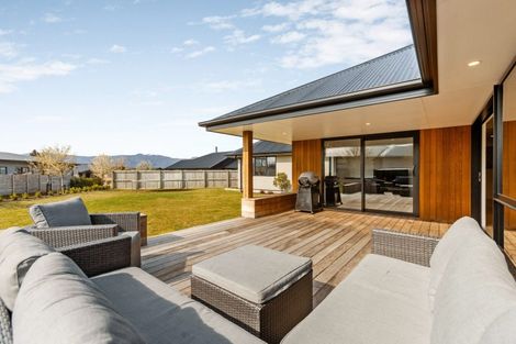 Photo of property in 6 Rua Street, Albert Town, Wanaka, 9305