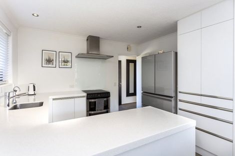 Photo of property in 1/31a Lansbury Avenue, Strowan, Christchurch, 8052