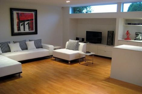 Photo of property in 4/184 Peterborough Street, Christchurch Central, Christchurch, 8013