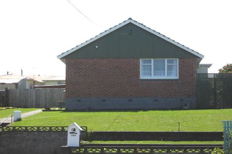Photo of property in 180 Puriri Street, Castlecliff, Whanganui, 4501