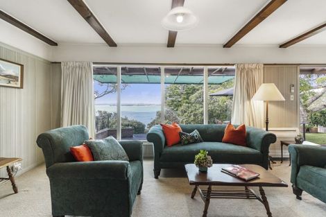 Photo of property in 16 Tui Vale Road, Shelly Park, Auckland, 2014