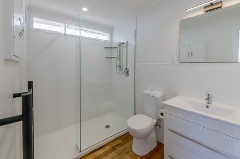 Photo of property in 14 Toi Street, Otaki Beach, Otaki, 5512