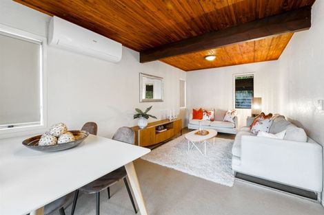 Photo of property in 1/143 Balmain Road, Birkenhead, Auckland, 0626