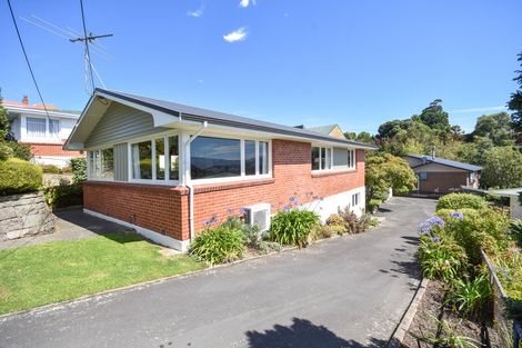 Photo of property in 112 Easther Crescent, Kew, Dunedin, 9012