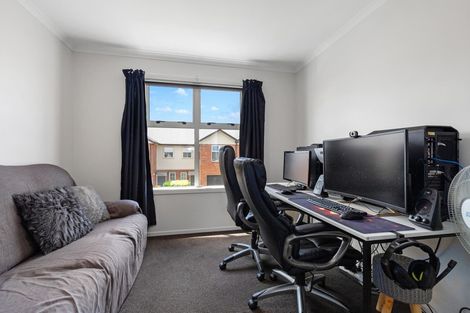 Photo of property in 49 Chiefs Court, Hamilton East, Hamilton, 3216