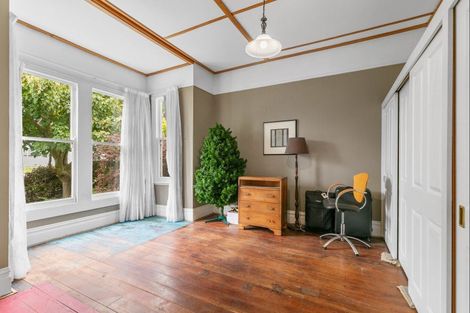 Photo of property in 165 Cambridge Street, Levin, 5510