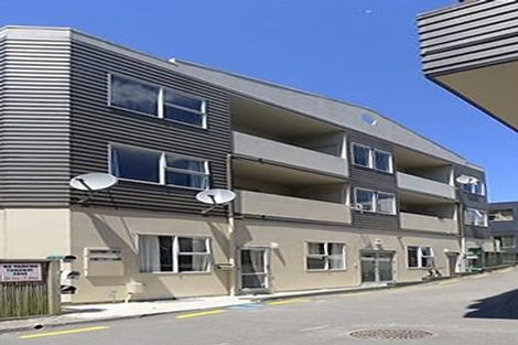 Photo of property in 2/27 Drummond Street, Mount Cook, Wellington, 6021