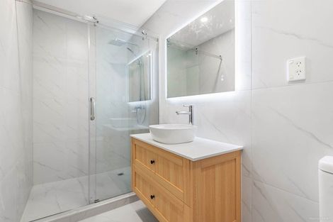 Photo of property in 55e Redwood Drive, Massey, Auckland, 0614