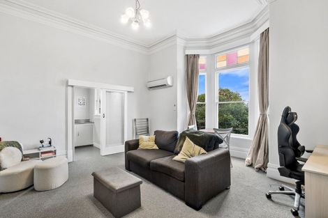 Photo of property in 2 Royal Terrace, Dunedin Central, Dunedin, 9016