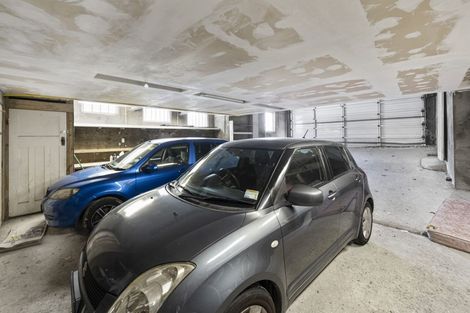 Photo of property in 8 Caroline Street, Mount Victoria, Wellington, 6011