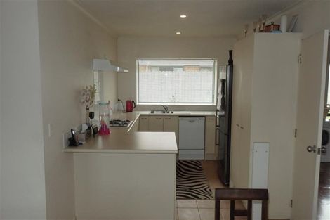 Photo of property in 28 Abiru Crescent, Favona, Auckland, 2024