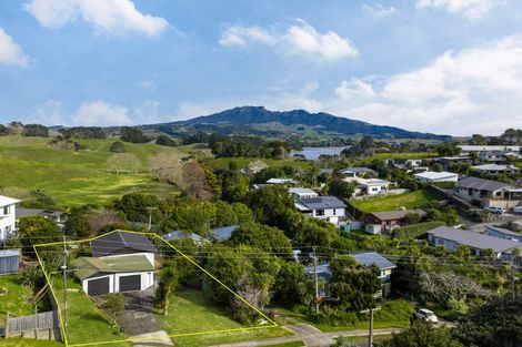 Photo of property in 4 Simon Road, Raglan, 3225