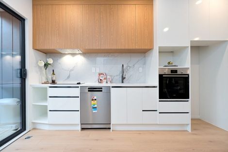 Photo of property in 62c Triangle Road, Massey, Auckland, 0614