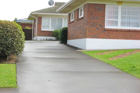 Photo of property in 2/15 Tatariki Street, Rosehill, Papakura, 2113