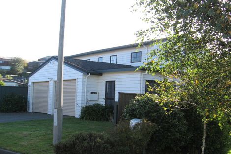 Photo of property in 1 Wantwood Grove, Churton Park, Wellington, 6037