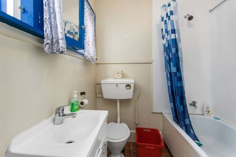 Photo of property in 23 Stoke Street, Sumner, Christchurch, 8081