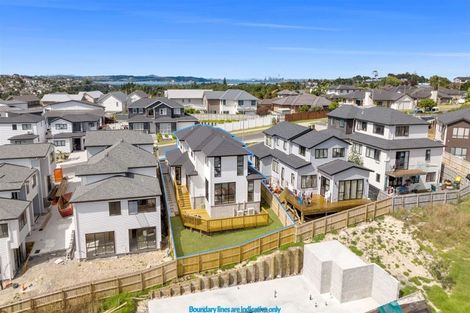 Photo of property in 36 Mcwhirters Farm Lane, Massey, Auckland, 0614