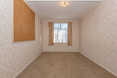 Photo of property in 48 Apollo Parade, Milson, Palmerston North, 4414