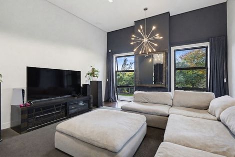 Photo of property in 334 Aokautere Drive, Aokautere, Palmerston North, 4471