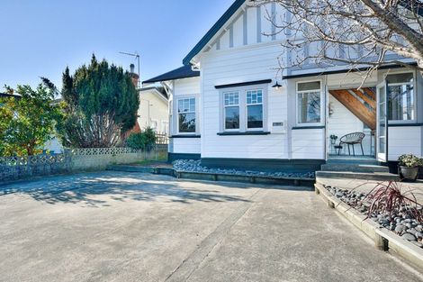 Photo of property in 295 Aberdeen Road, Gisborne, 4010