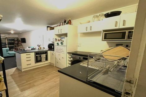 Photo of property in 3/201 Derwent Street, Island Bay, Wellington, 6023