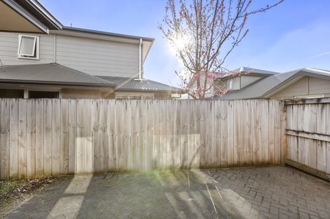 Photo of property in 2/31 Jones Crescent, Melville, Hamilton, 3206